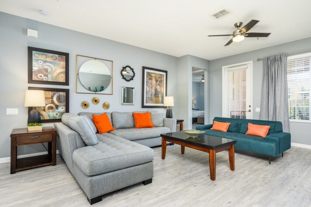 Televisio, videopelejä, pöytäjalkapallopöytä