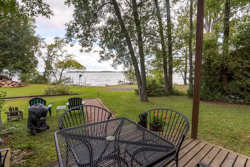 Charming St. Albans Cottage on Lake Champlain!