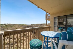 Property grounds - Namaste Here - Oceanfront Condo at Admirals View III, Easy Access to Kill Devil Hills Attractions (Kill Devil Hills)