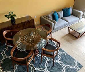 Smart TV, video library, stereo - Unwind in luxury – penthouse overlooking Garrafon Reef Park  (Isla Mujeres)