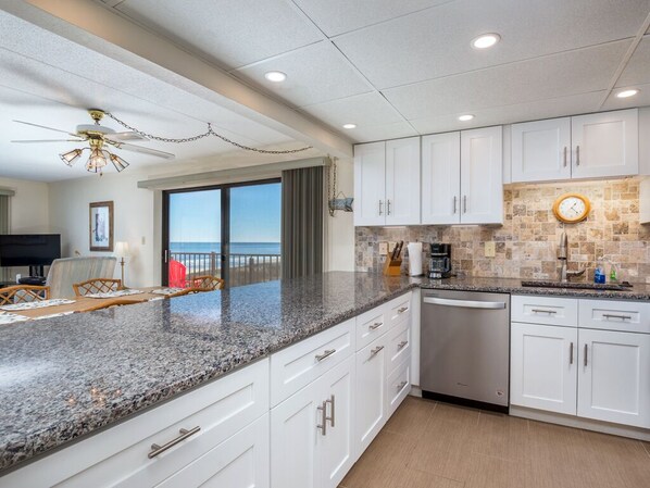 Microwave, dishwasher