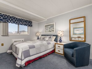 1 bedroom, iron/ironing board, internet