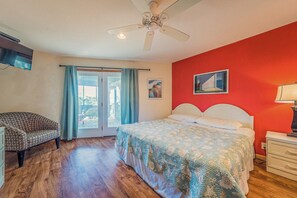 8 bedrooms, free WiFi