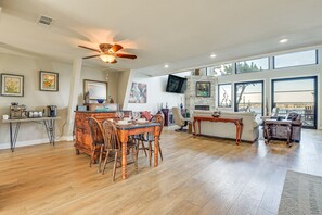 Dining - Newly Remodeled Lakefront Granbury Escape w/ Dock! (Granbury)