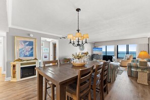 Dining - SD 402: Seashell Haven - The Best Part of the Day? Sunsets and Serenity! (Fort Walton Beach)