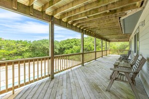 Terrace/patio - Rookery - Corolla, Whalehead, 395 Yds to Beach, Ocean View, Pool, Hot Tub, Pets OK, Flex Stays (Corolla)