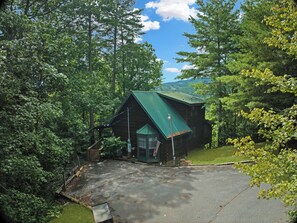 Exterior - Secluded Sevierville Cabin w/ Hot Tub! (Sevierville)
