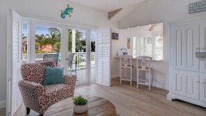 Interior - HEATED POOL & SPA ON CANAL, FREE WiFi & Trolley, Close to Beach & Bay! (Anna Maria)