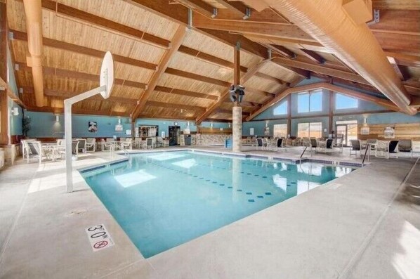 Indoor pool, a heated pool - Trails End @ Spring Brook Resort (Wisconsin Dells)