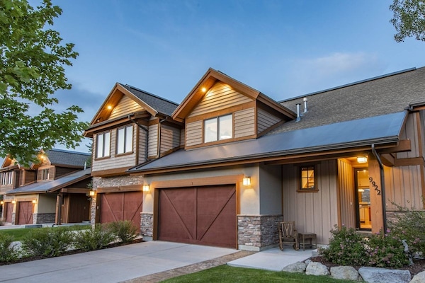 Deer Valley East Vacation Home | 9922 Vista