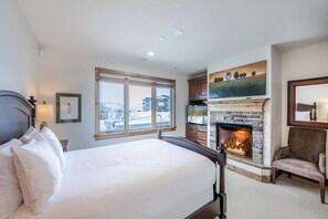 5 makuuhuonetta, silitysrauta/-lauta, ilmainen Wi-Fi, vuodevaatteet