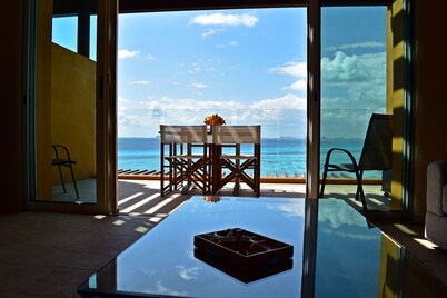 Luxury Condominium, Sea View Terrace