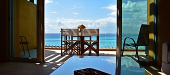 Luxury Condominium, Sea View Terrace