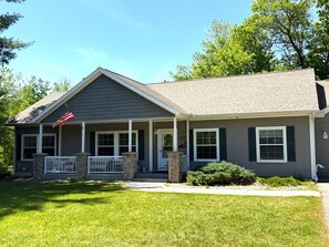 Exterior - Black Bear Lodge @ Spring Brook Resort (Wisconsin Dells)