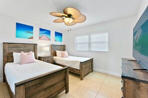 3 bedrooms, iron/ironing board, free WiFi, bed sheets