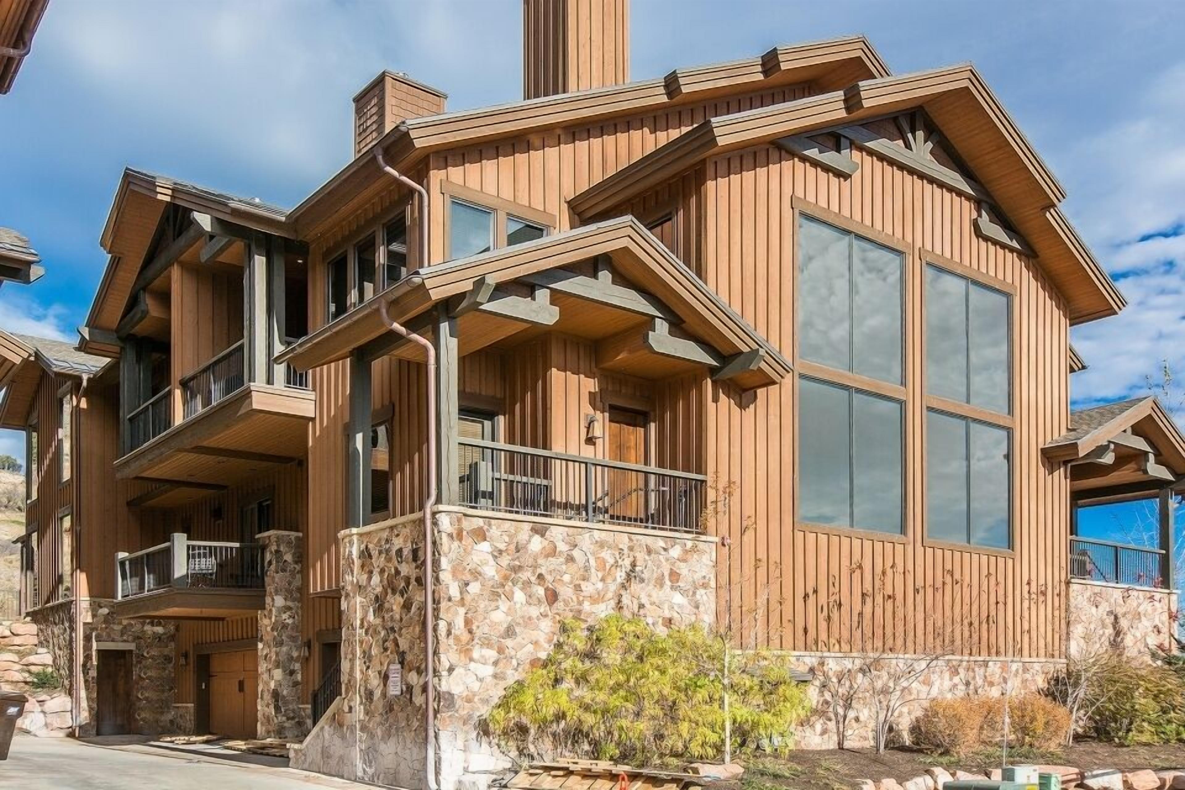 Park City Townhouse w/ Luxurious Amenities!