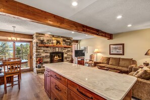 Microwave, stovetop, dishwasher, coffee/tea maker