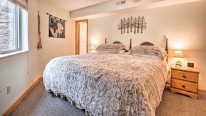 Unclassified image, 2 of 29, button - Pet-Friendly Apt w/ Views in Pisgah Nat’l Forest! (Burnsville)
