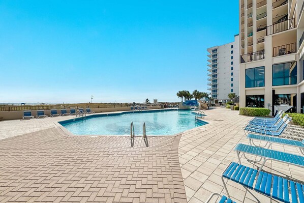 Sisäuima-allas, lämmitetty uima-allas