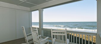 Stunning 4 Bedroom Oceanfront Duplex!