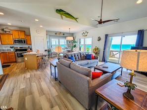 DVD player, books - Fins to the Right – Oceanfront & Fun (Surf City)