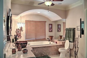 Hair dryer, towels - Palm Springs Golf Course Home: Private Pool & Spa! (South Palm Springs)