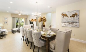 Dining - Beautiful Villa with Themed Bedrooms at Encore (Kissimmee)