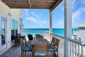 Outdoor dining - Gulf & Bay View, Near Tradin' Post, Easy Beach Access ~ The Chill Inn (Cape San Blas)