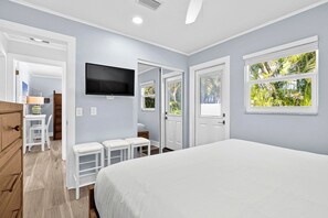 2 bedrooms, iron/ironing board, WiFi, bed sheets