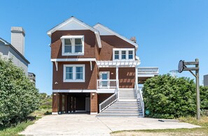 Exterior - Sunday Drive - Nags Head MP 15, Oceanfront, Private Walkway to Beach, Pool, Hot Tub (Nags Head)