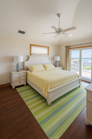 5 bedrooms, desk, iron/ironing board, free WiFi