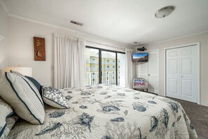 3 bedrooms, iron/ironing board, Internet
