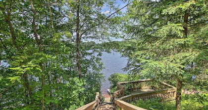 Waterfront New England House on Wickaboag Lake!