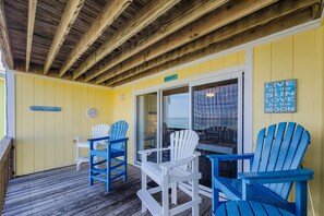 Terrace/patio - Surf Condos 222 - Community Pool & Beach Bliss! (Surf City)