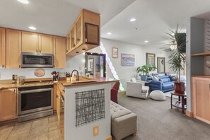 Microwave, stovetop, dishwasher, coffee/tea maker