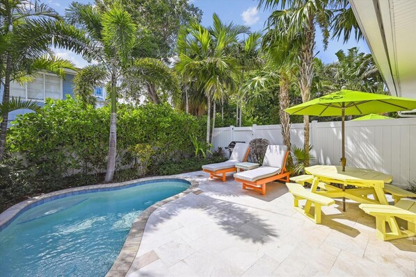 Outdoor pool, a heated pool