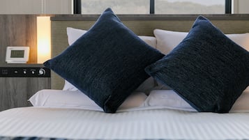 Down duvets, free WiFi, bed sheets