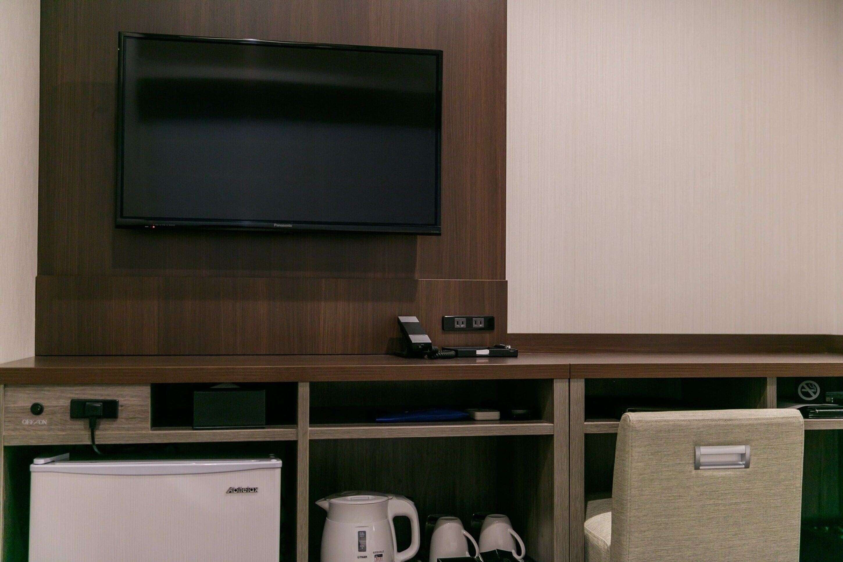 1 bedroom, down duvets, free wifi, bed sheets