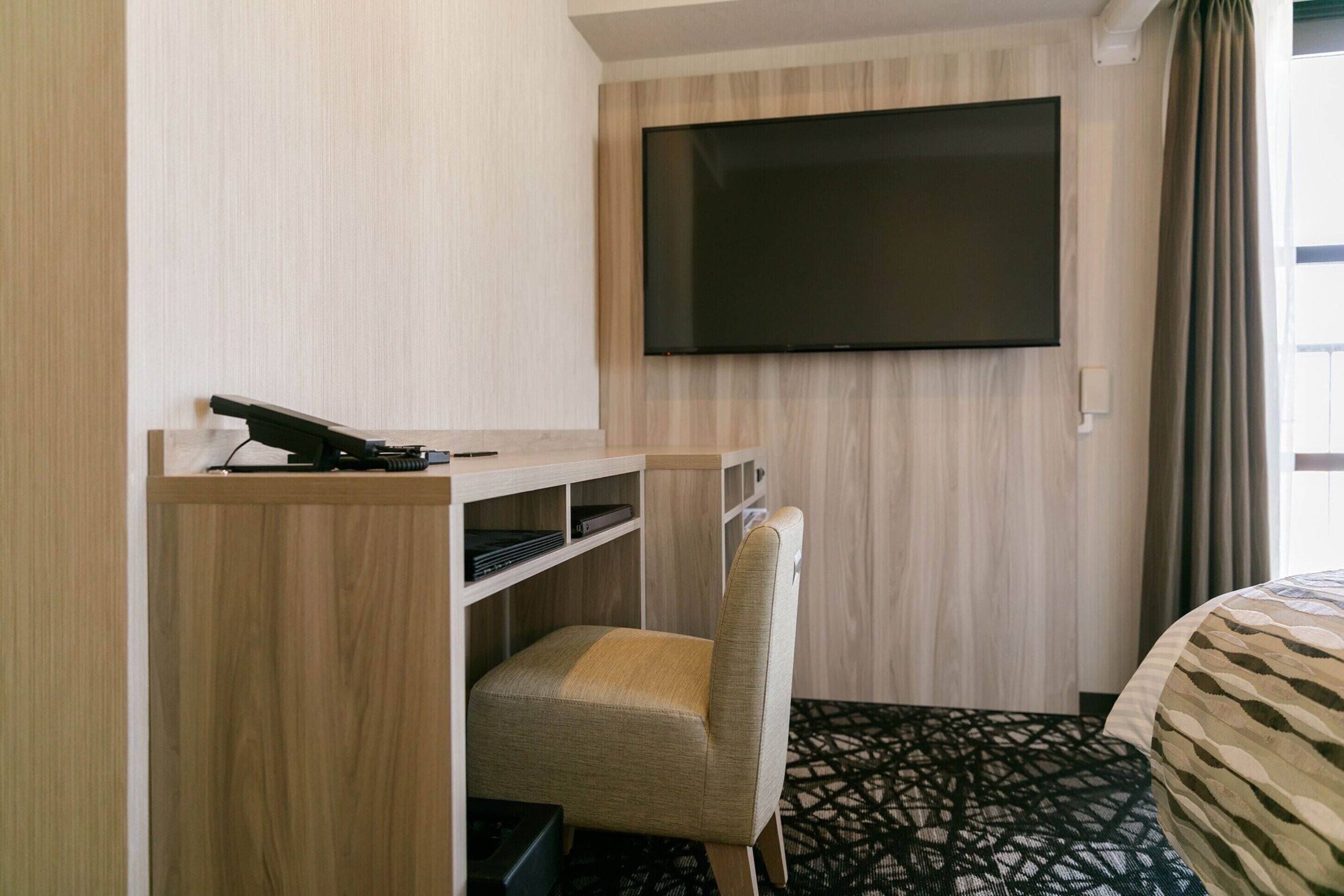 1 bedroom, down duvets, free wifi, bed sheets