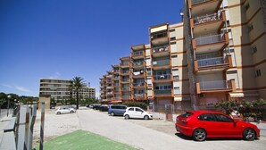 Exterior - DMS Apartment (La Pineda)