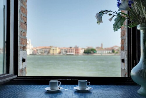 Venice, Giudecca, comfortable apartment for 7 with a magnificent view of the can