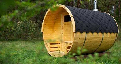 Maalaistalon upea retriitti valinnaisella porealtaalla