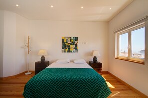 开间 | 1 多间卧室、熨斗/熨衣板�、免费 WiFi、床单