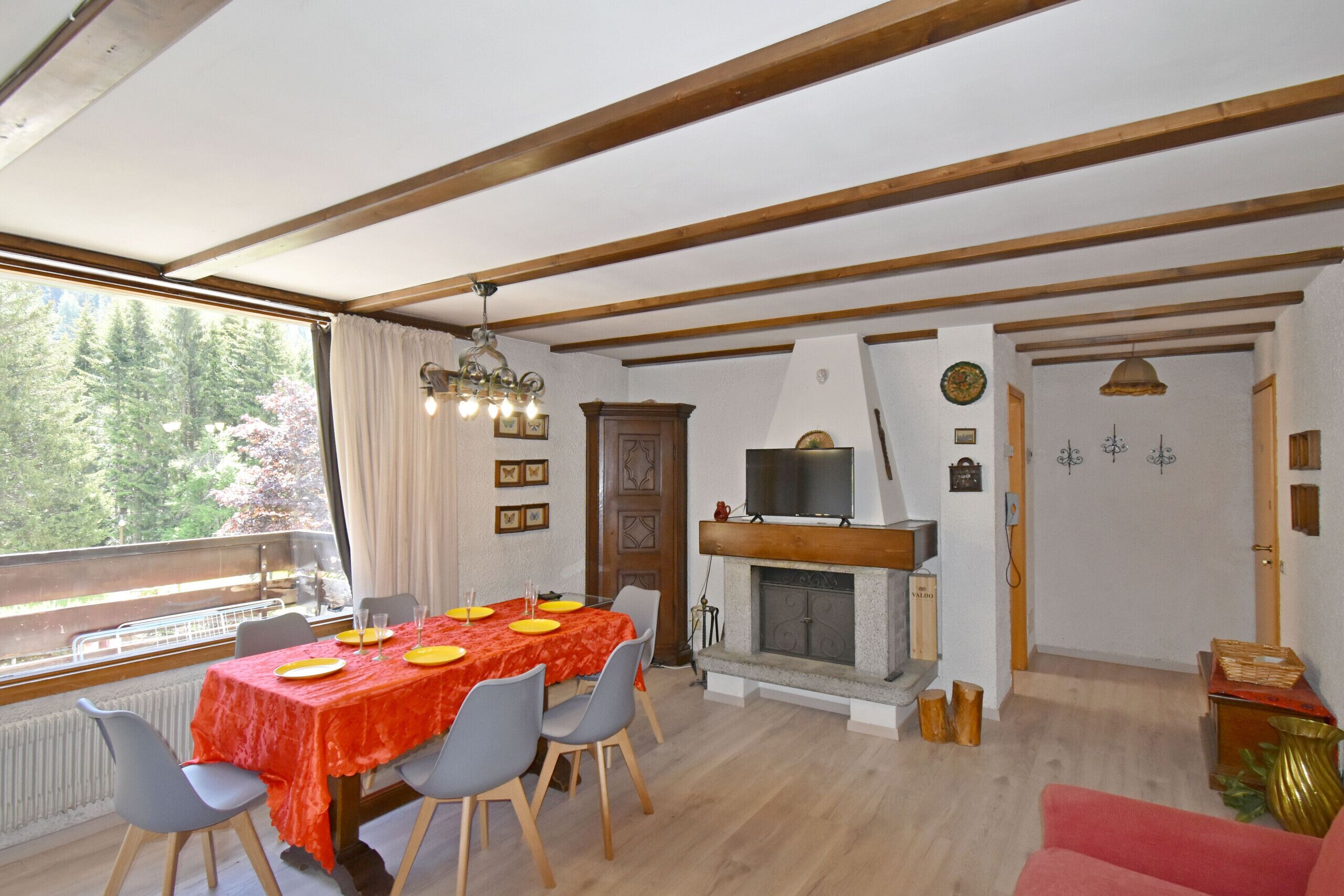  تناول الطعام