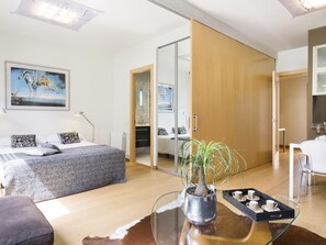 3 habitaciones y caja de seguridad en la habitación