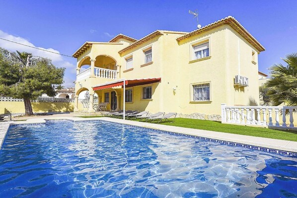 Pool - Villa Jesica - PlusHolidays (Calpe)