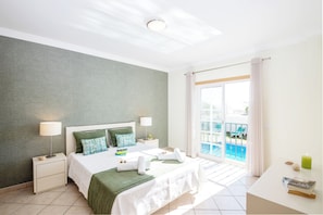 5 bedrooms, in-room safe, iron/ironing board, free WiFi