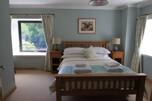 2 chambres, Wi-Fi gratuit, draps fournis
