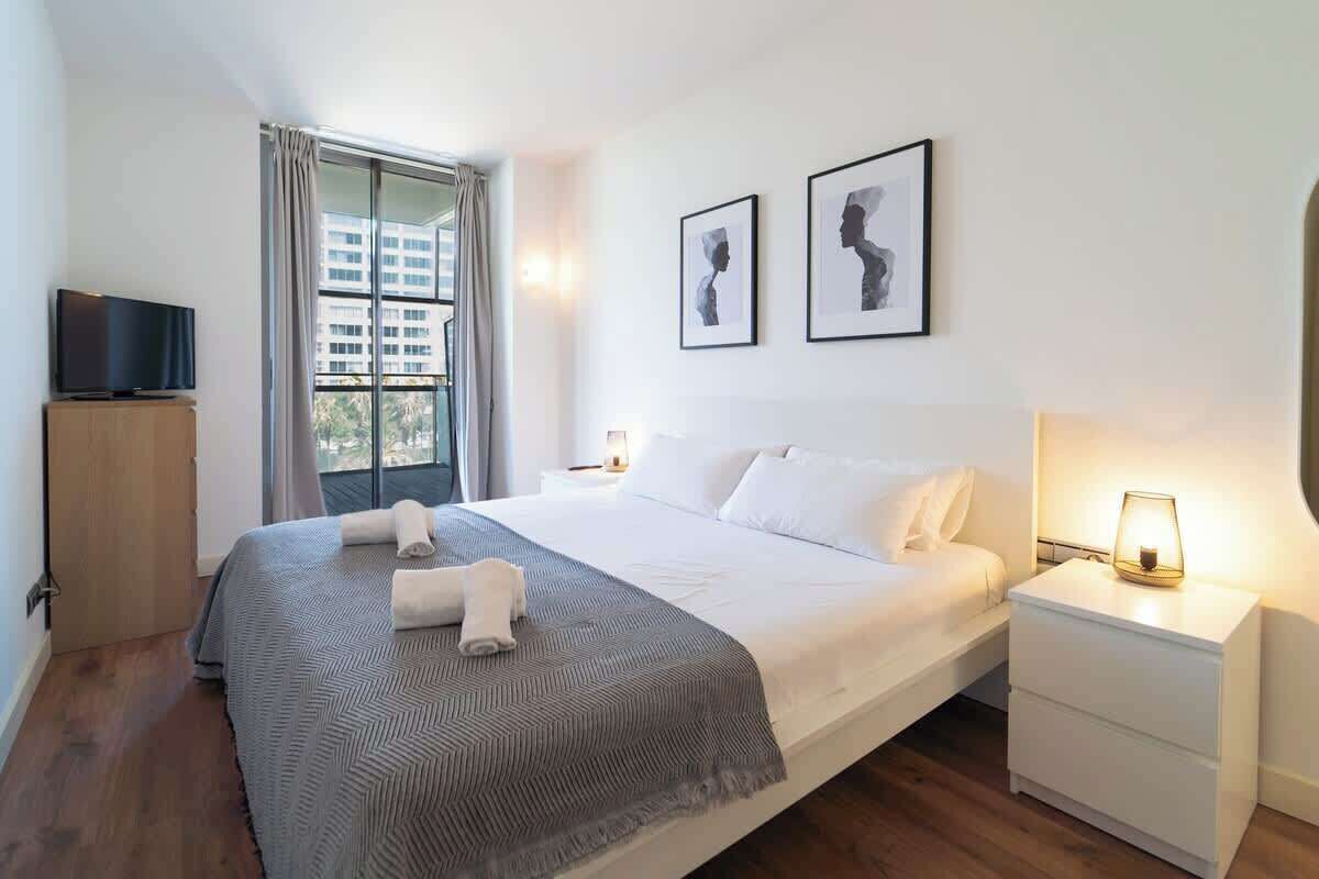 2 chambres, fer et planche à repasser, accès Internet, draps fournis