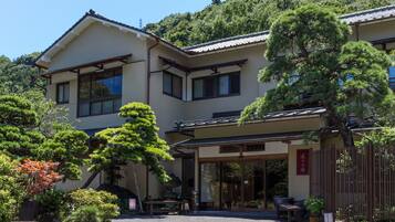 ์๋ฐ ์์ค ์ ๋ฉด